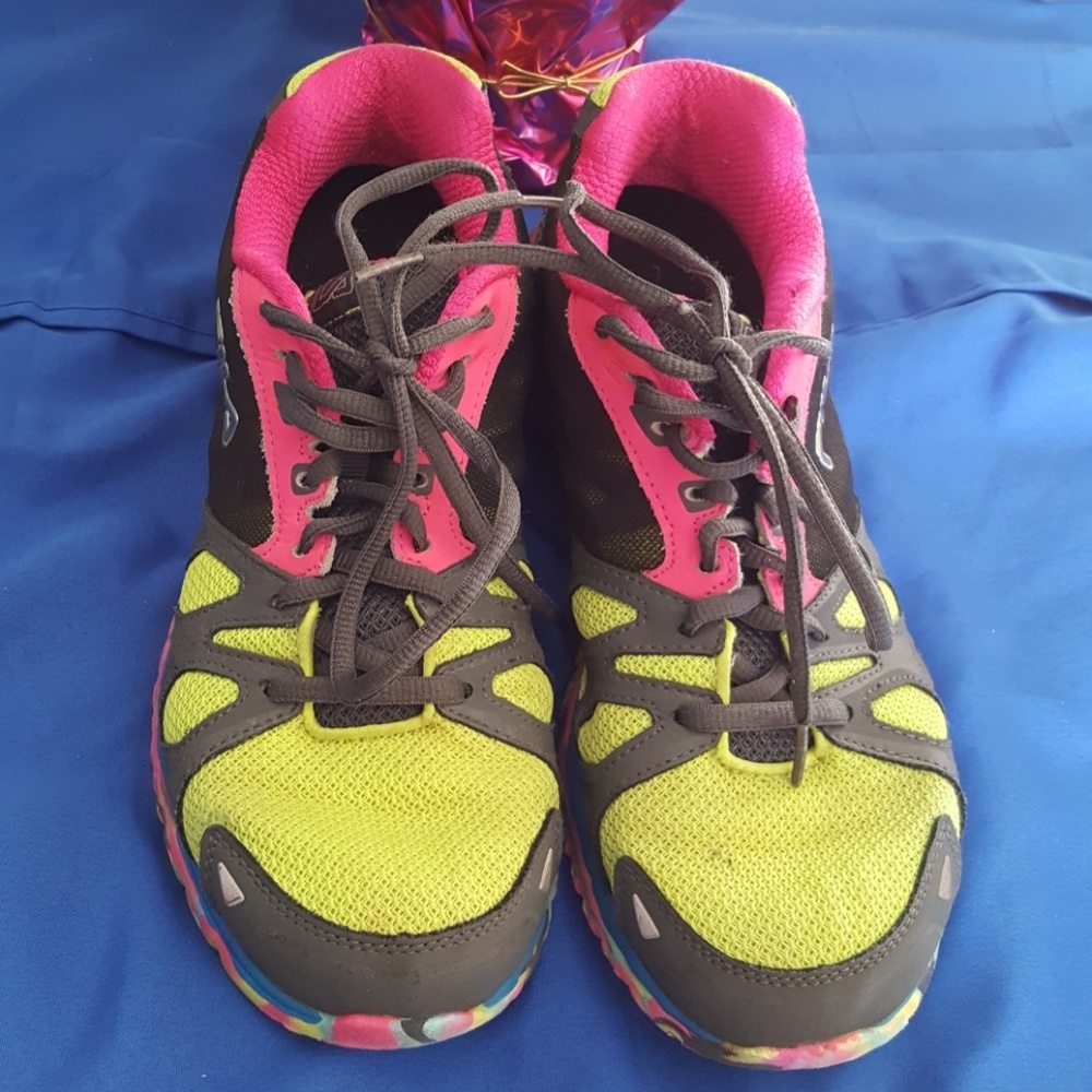 Women's Fila Sneakers size 9